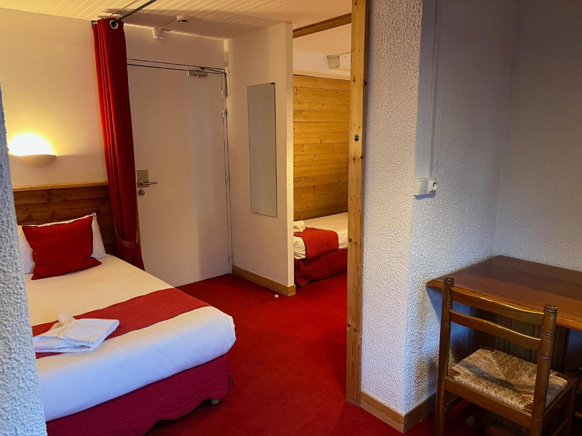 Hotel Valentin Pied Des Pistes Les Deux Alpes Dış mekan fotoğraf